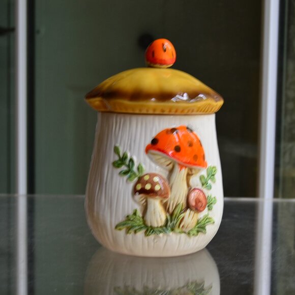Sears Merry Mushroom Lidded Canister Cookie Jar Smallest 6.25" tall - Picture 1 of 13
